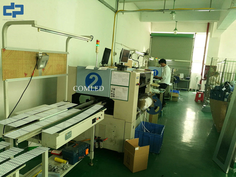 Shenzhen COMLED electronic Technology Co.,ltd 製造者の生産ライン