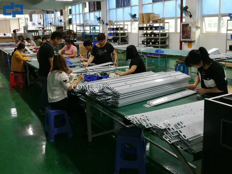 Shenzhen COMLED electronic Technology Co.,ltd 製造者の生産ライン