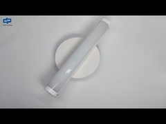 暖かい白色でマウントされた表面